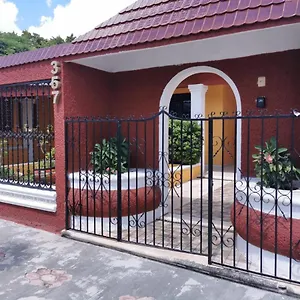https://casa-balfre.hotelsmerida.org